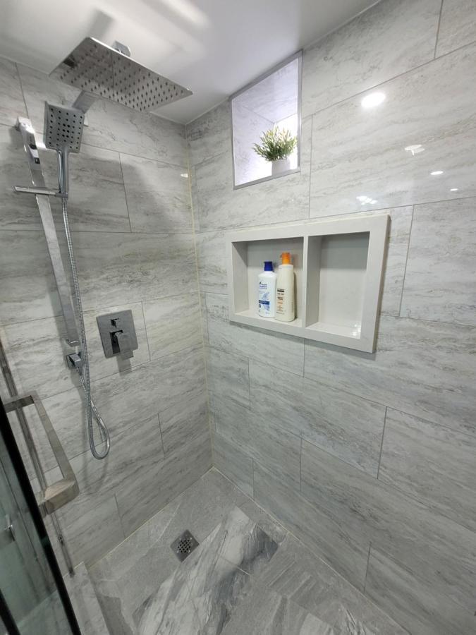 Guest House Basement - Master Bedrooms In Bayview Village Toronto Ngoại thất bức ảnh