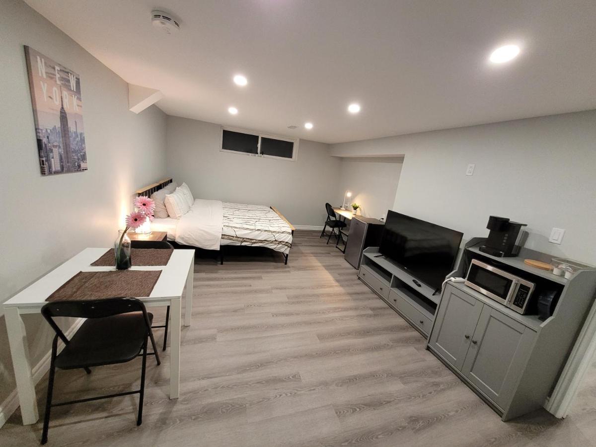 Guest House Basement - Master Bedrooms In Bayview Village Toronto Ngoại thất bức ảnh